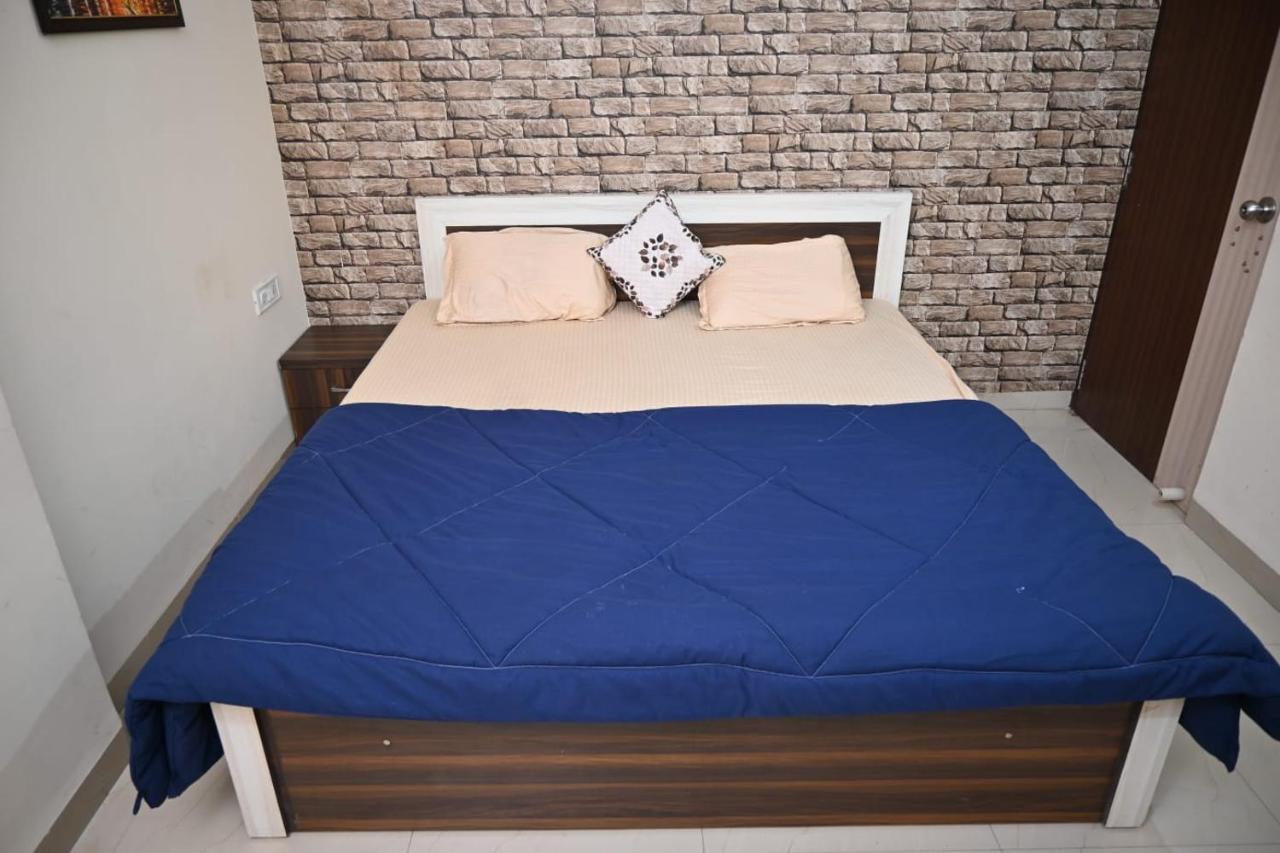 Staeg Heart Of City 2Bhk - 201 Indore Luaran gambar