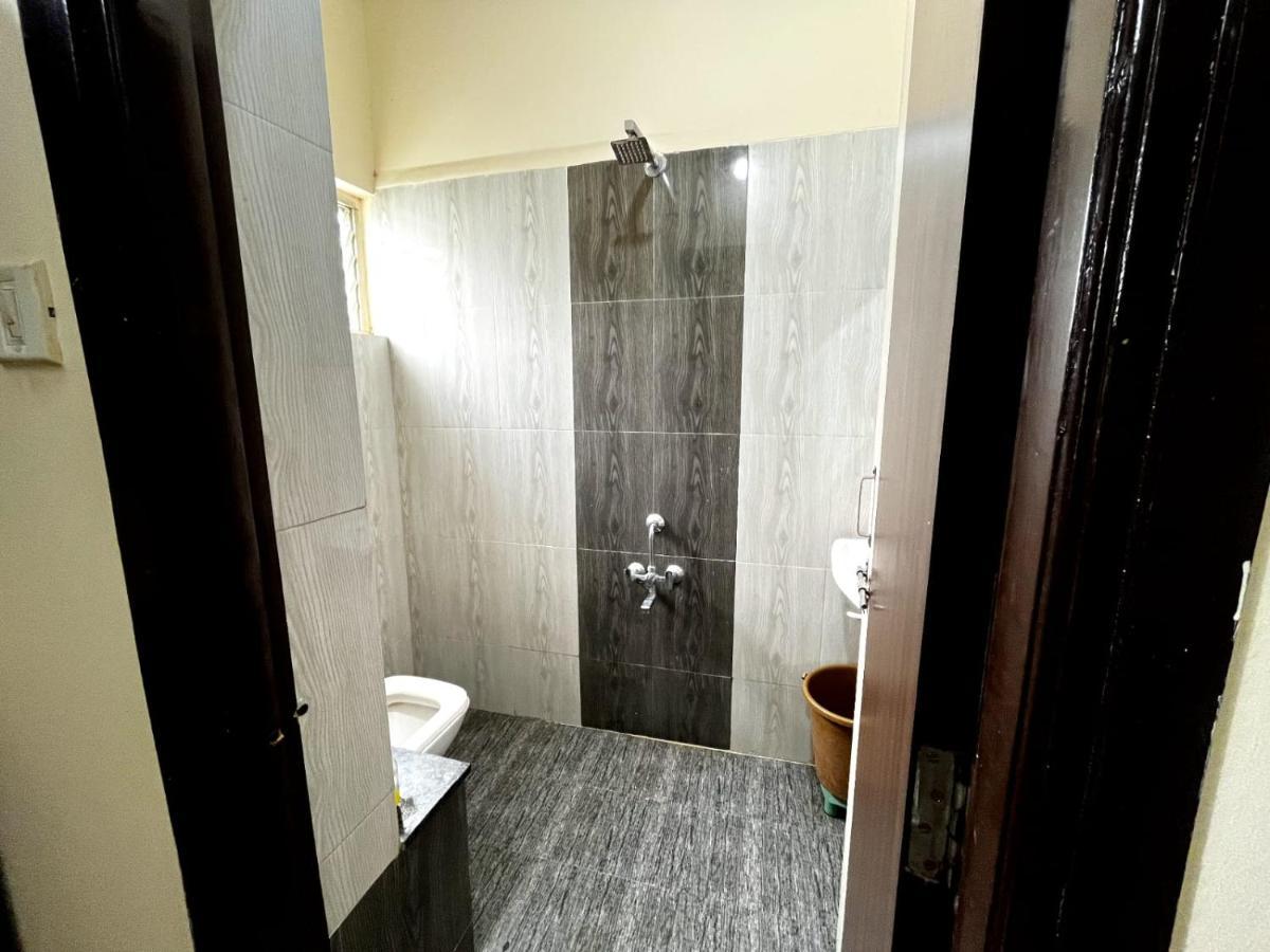 Staeg Heart Of City 2Bhk - 201 Indore Luaran gambar